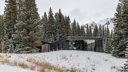 DNA Alpine cabin is a colorado snowy rockies retreat